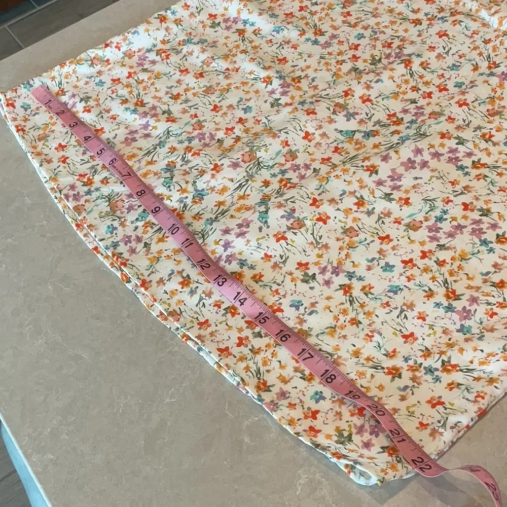 Rose & Thyme Floral Top - Picture 11 of 12